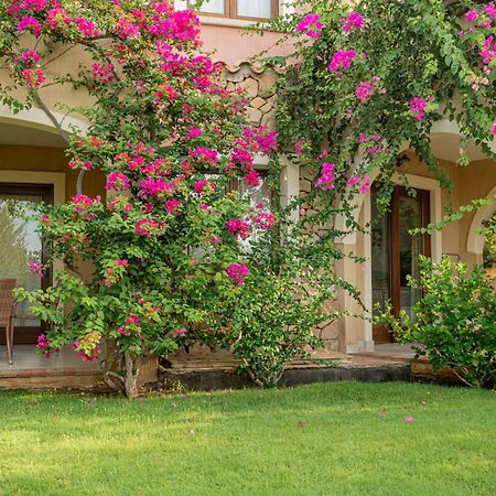Hotel Mariposas Villasimius Exterior photo