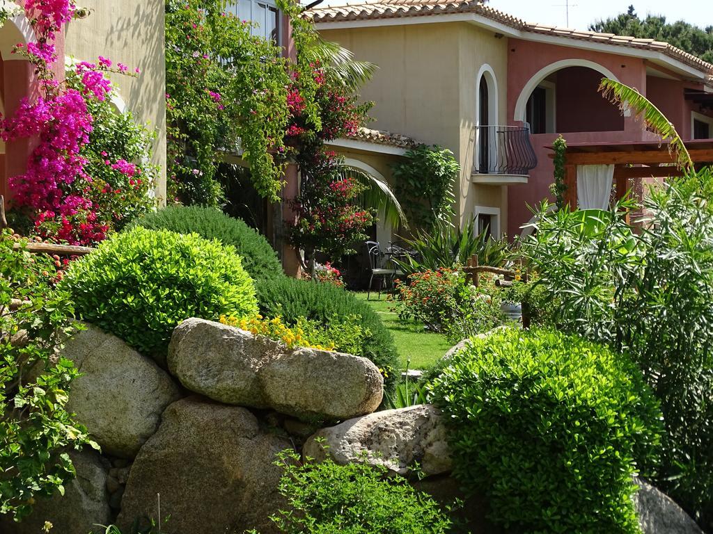 Hotel Mariposas Villasimius Exterior photo