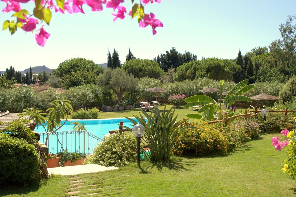Hotel Mariposas Villasimius Exterior photo